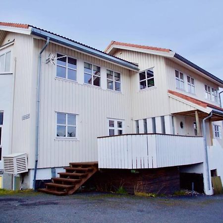 Central Large Modern House With A View Tromso Exterior photo